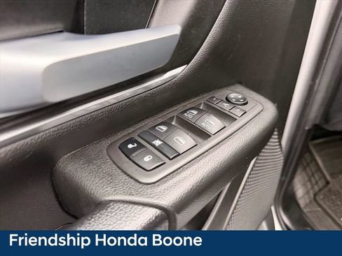 Used 2022 RAM 1500 Big Horn AWD/4WD image 13