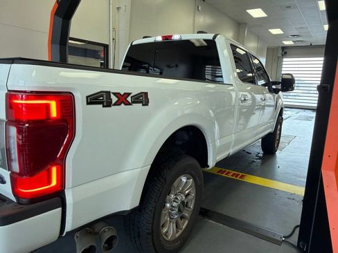 Used 2022 Ford F250 Limited AWD/4WD image 9