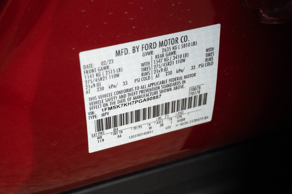 Used 2023 Ford Explorer ST-Line w/ Class IV Trailer Tow Package RWD image 37