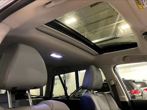 Used 2025 Subaru Outback Limited AWD/4WD image 22