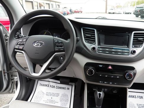 Used 2017 Hyundai Tucson SE image 14