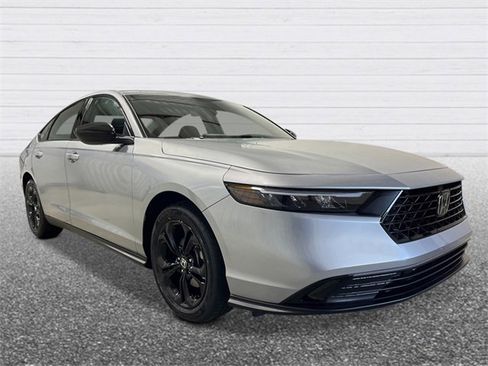 New 2025 Honda Accord SE image 8