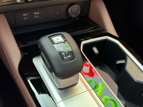 New 2025 Mitsubishi Outlander SEL image 25