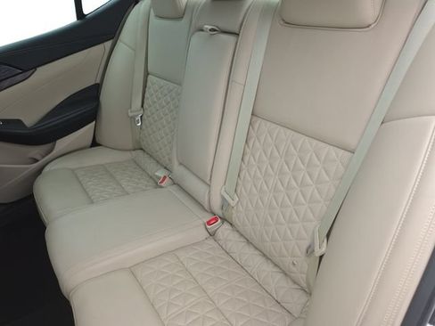 Used 2016 Nissan Maxima Platinum FWD image 15
