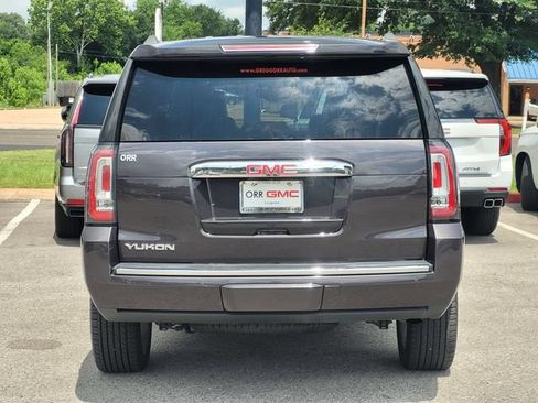 Used 2016 GMC Yukon Denali AWD/4WD image 6