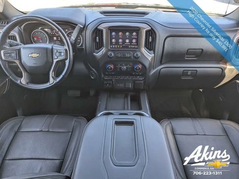 Used 2020 Chevrolet Silverado 1500 High Country w/ Technology Package AWD/4WD image 15