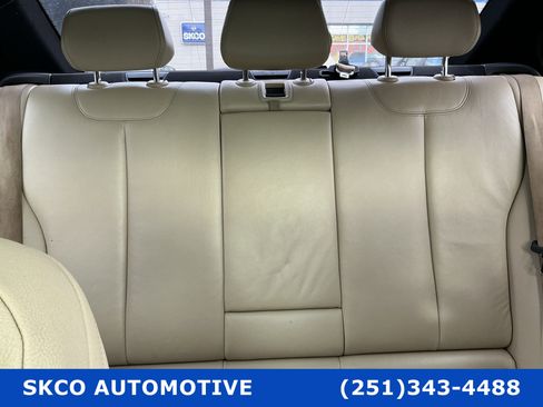 Used 2017 BMW 330i xDrive Sedan w/ Premium Package image 29