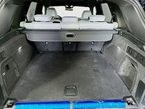 Used 2026 BMW X5 xDrive50e w/ Premium Package image 32