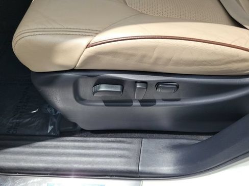 Used 2020 Nissan Armada Platinum w/ Captain's Chairs Package RWD image 22