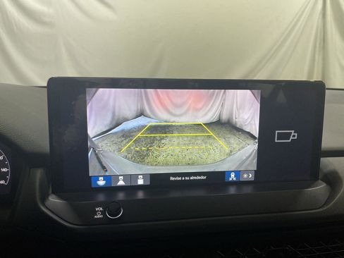 Used 2024 Honda Accord Sport image 17