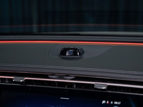 New 2026 Mercedes-Benz E 350 4MATIC Sedan image 20