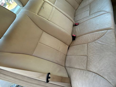 Used 2000 Mercedes-Benz E 320 Sedan image 27