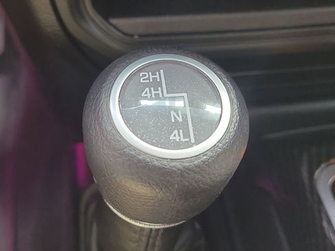 Certified 2018 Jeep Wrangler Sport AWD/4WD image 25