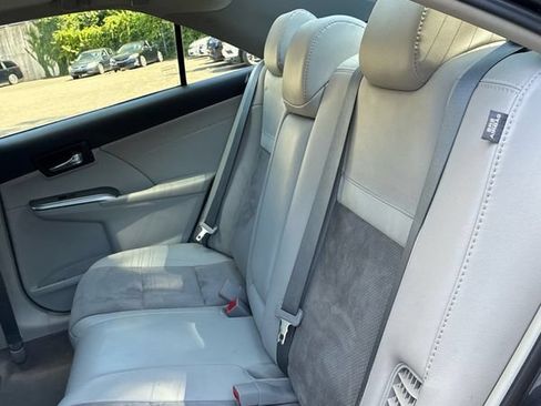 Used 2014 Toyota Camry XLE w/ Leather Package FWD image 24