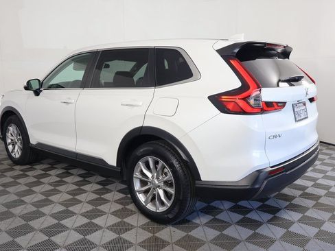 Used 2025 Honda CR-V EX image 6