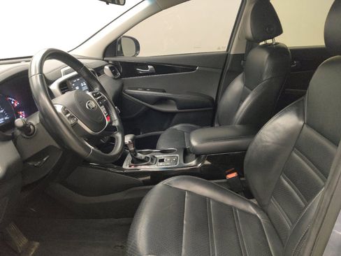 Used 2020 Kia Sorento EX AWD/4WD image 17