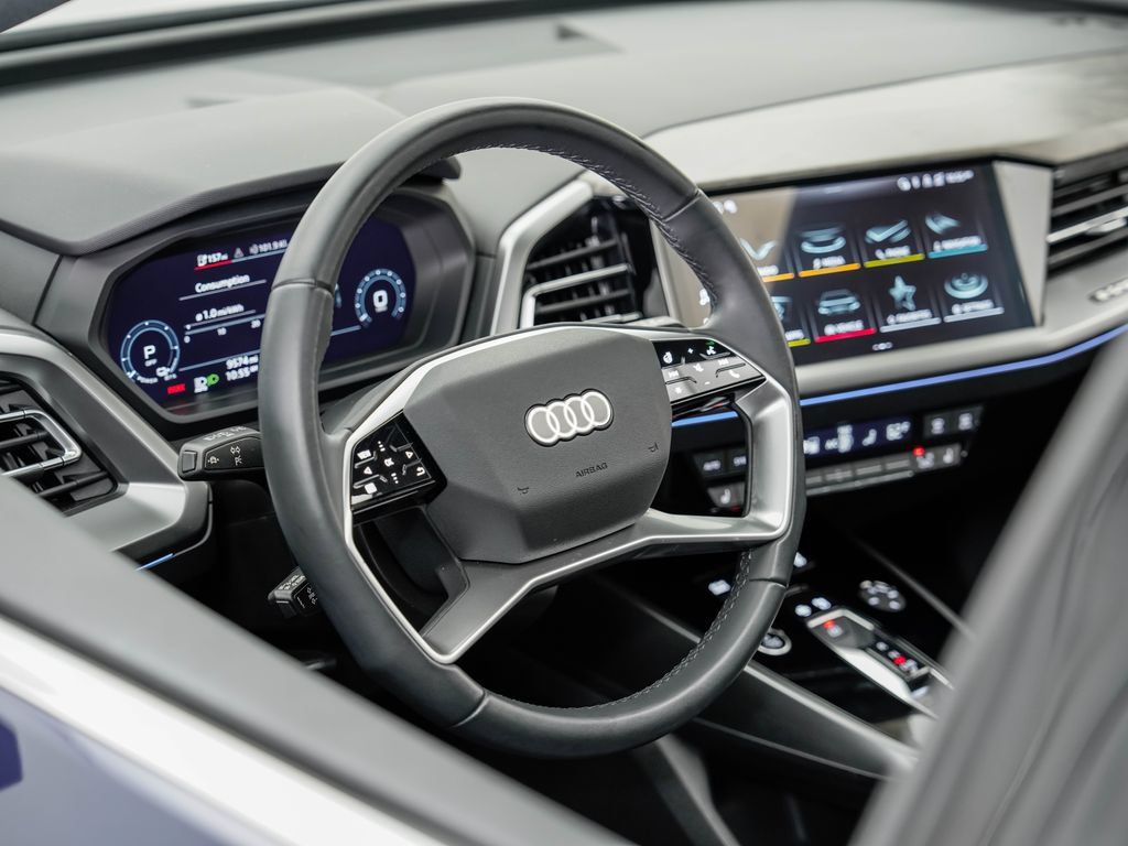 Used 2023 Audi Q4 e-tron Premium Plus RWD image 4