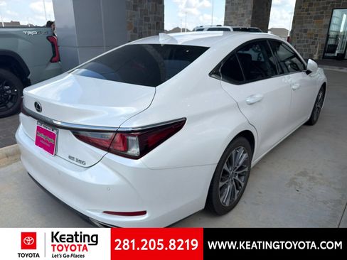 Used 2020 Lexus ES 350 w/ Premium Package FWD image 7