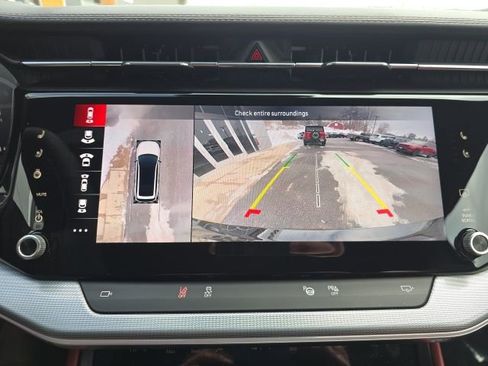 Used 2025 Jeep Wagoneer S Launch Edition image 22