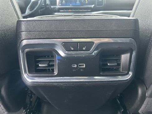 Used 2024 Chevrolet Silverado 2500 High Country w/ Midnight Edition image 38