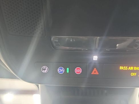 Used 2025 Chevrolet Equinox LT image 27