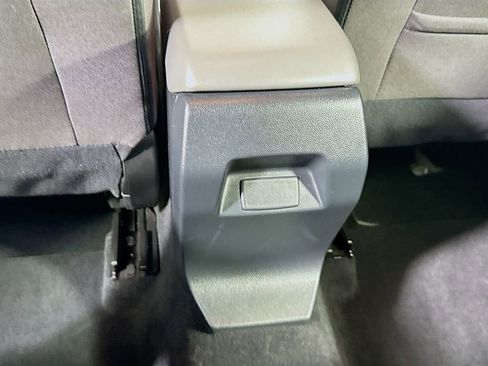 Certified 2024 Subaru Impreza 2.0i image 28