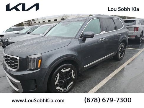 Used 2023 Kia Telluride S w/ S Sunroof Package image 1