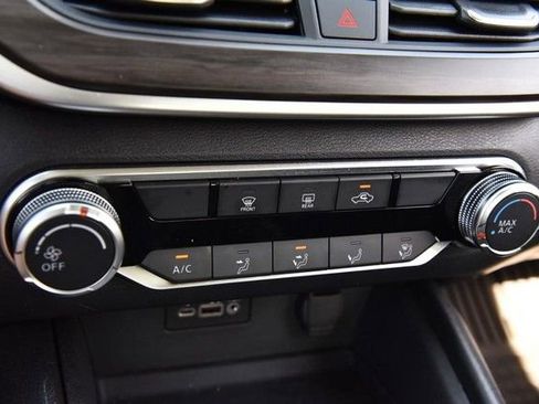 Certified 2025 Nissan Altima 2.5 SV image 15