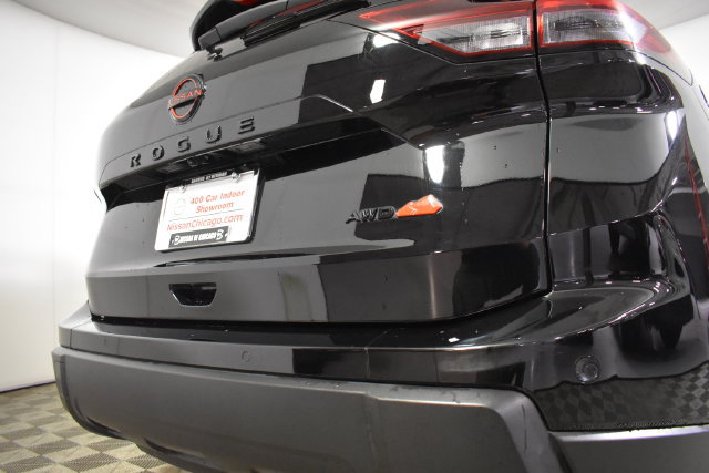 Certified 2025 Nissan Rogue SV AWD/4WD image 38