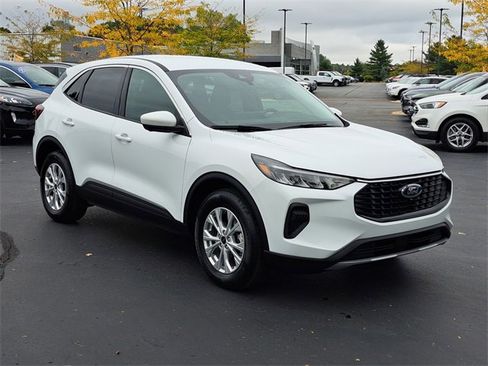 Certified 2023 Ford Escape Active w/ Tech Pack #2 image 2