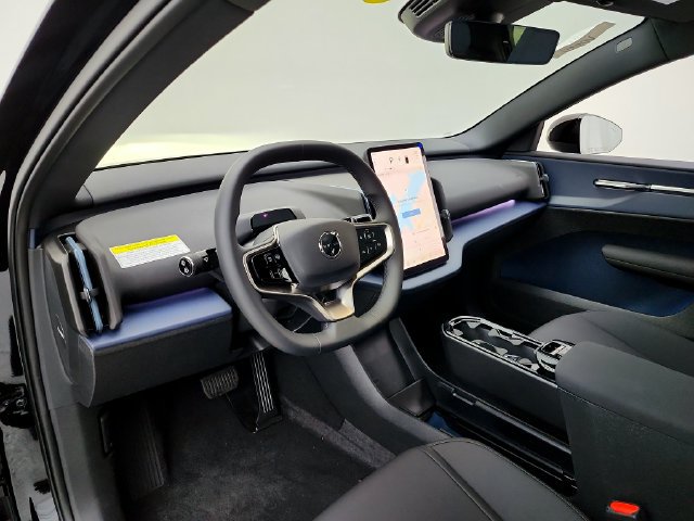 New 2026 Volvo EX30 Plus w/ Protection Package AWD/4WD image 20