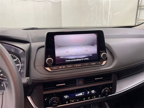 Certified 2024 Nissan Rogue SV w/ SV Premium Package image 27