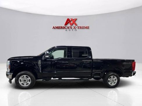 Used 2025 Ford F250 XLT AWD/4WD image 4