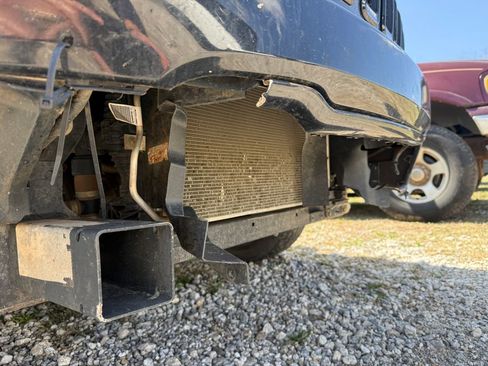 Used 2018 Jeep Cherokee Latitude w/ Altitude Package image 10