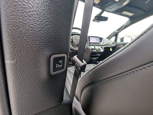 New 2026 Chrysler Pacifica Select w/ S Appearance Package image 40