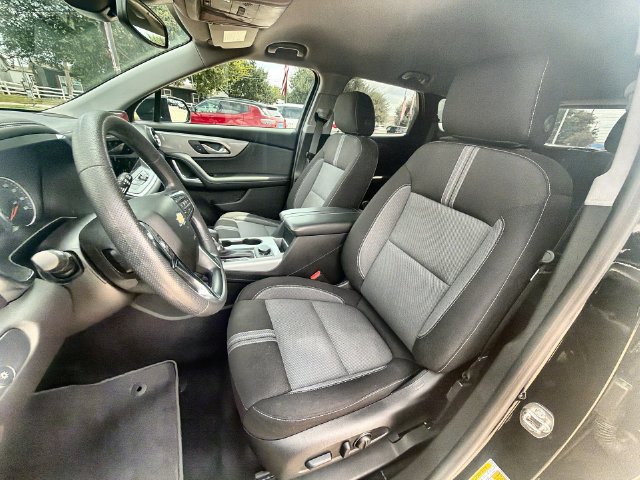Used 2024 Chevrolet Blazer LT w/ Convenience Package FWD image 18