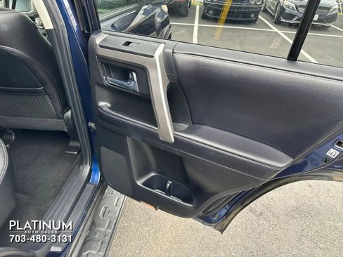 Used 2018 Toyota 4Runner SR5 Premium AWD/4WD image 22