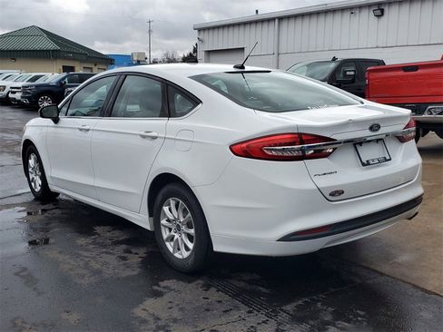 Used 2018 Ford Fusion S image 6