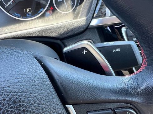 Used 2018 BMW 330e RWD image 26