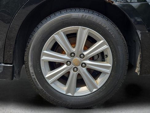 Used 2011 Subaru Legacy 2.5i Premium AWD/4WD image 22