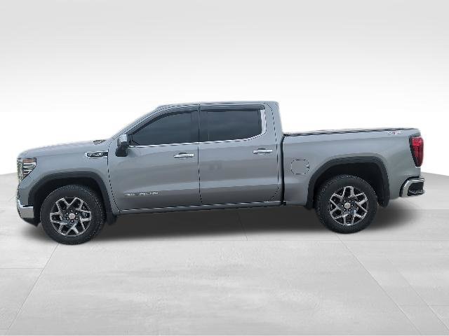 Used 2023 GMC Sierra 1500 SLT w/ SLT Premium Package AWD/4WD image 6