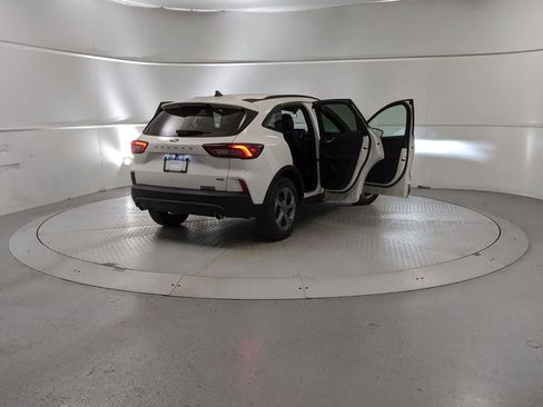 New 2025 Ford Escape ST-Line w/ Equipment Group 301A image 9