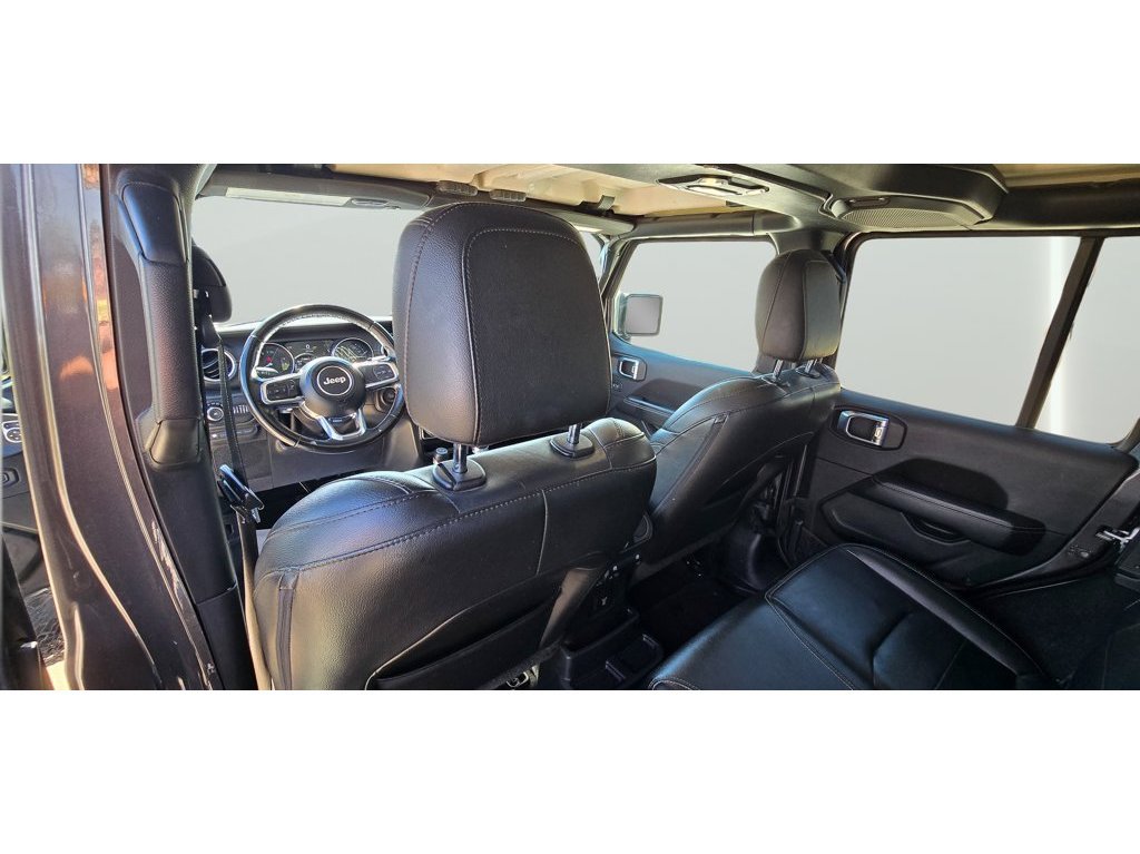 Used 2021 Jeep Wrangler Unlimited Sahara AWD/4WD image 16