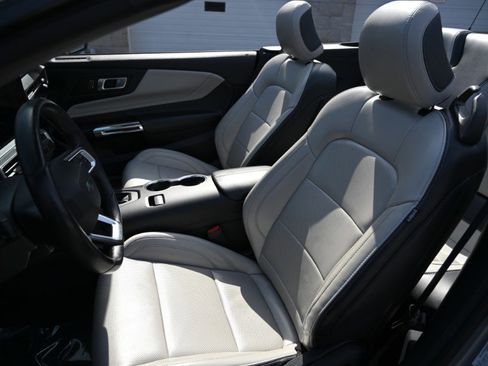 Used 2024 Ford Mustang Premium image 16