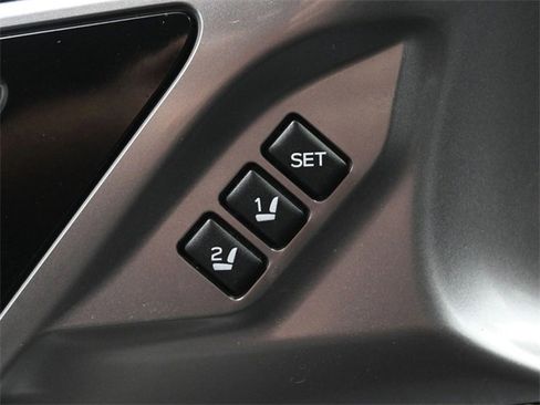 Used 2024 Subaru Legacy Limited image 34