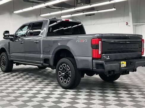Used 2026 Ford F250 Platinum AWD/4WD image 2