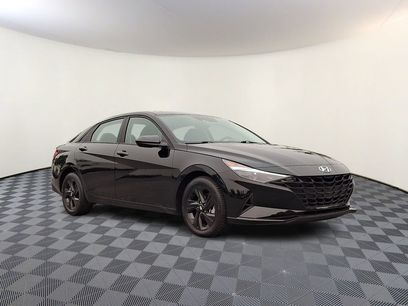 Used 2023 Hyundai Elantra SEL