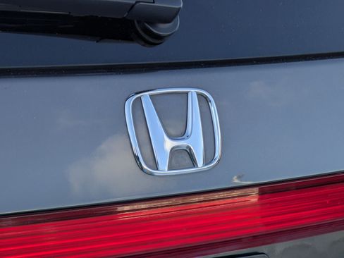 Used 2016 Honda Odyssey Touring image 29