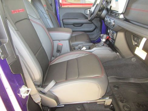 New 2026 Jeep Wrangler Rubicon w/ Safety Group image 18