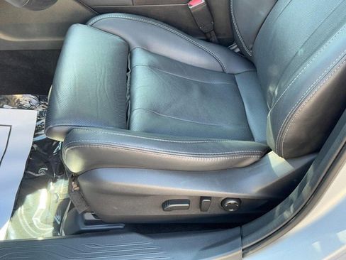 Used 2023 Subaru Outback Limited AWD/4WD image 30